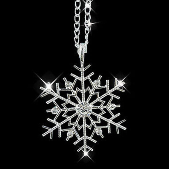 Crystal Rhinestone Snowflake Necklace - Picture 3 of 4